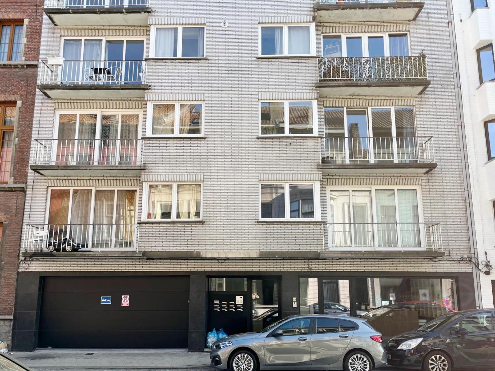 Trendy & Sunny Apartment In Gent Exteriör bild